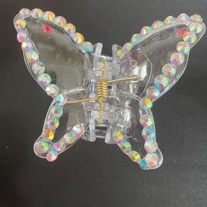 Set of 2 Rhinestone butterfly clips medium in clear